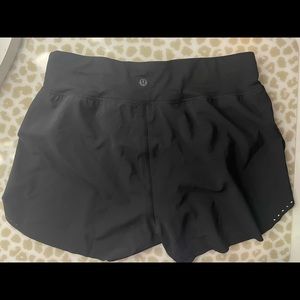 Find your pace High-Rise Lined short 3”